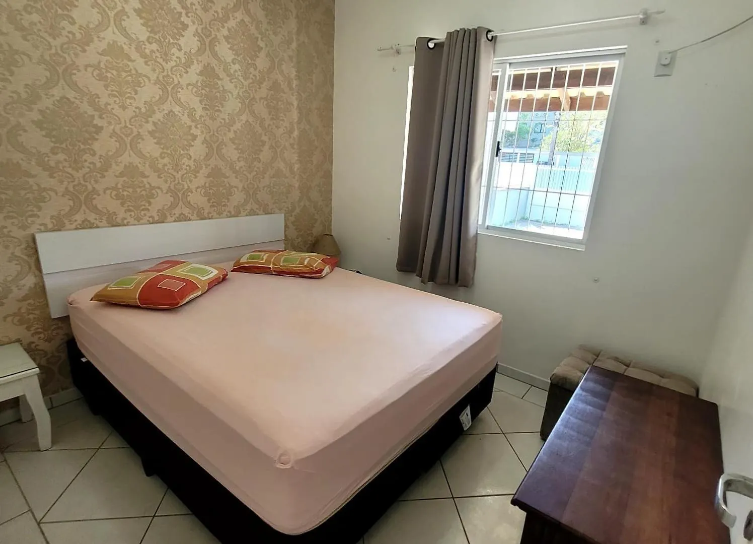 Bombinhas Brasil Residence Tourist Home No Centro De Bombinhas 0*,